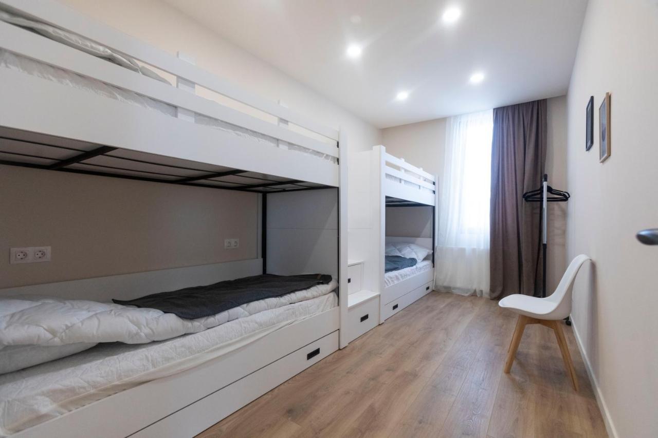 Cozy 2 bedroom apartment in the Gudauri centre - ski in/ ski out Buitenkant foto