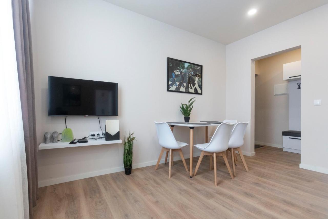 Cozy 2 bedroom apartment in the Gudauri centre - ski in/ ski out Buitenkant foto